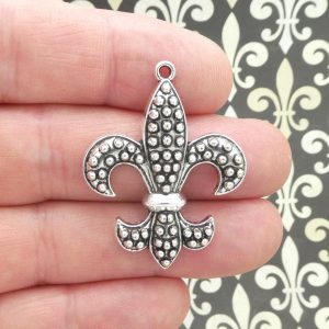 Fleur De Lis Pendant