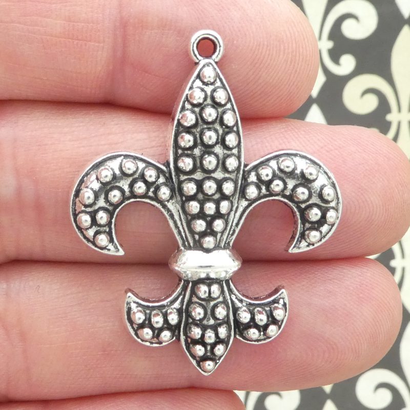 Silver Fleur De Lis Pendant