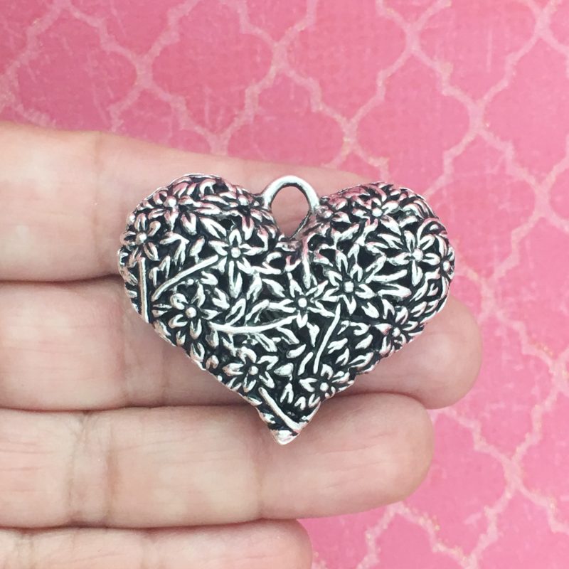 heart flower pendant