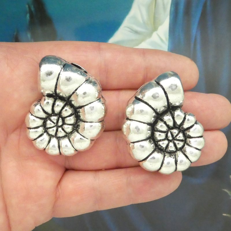 sea shell charms bulk