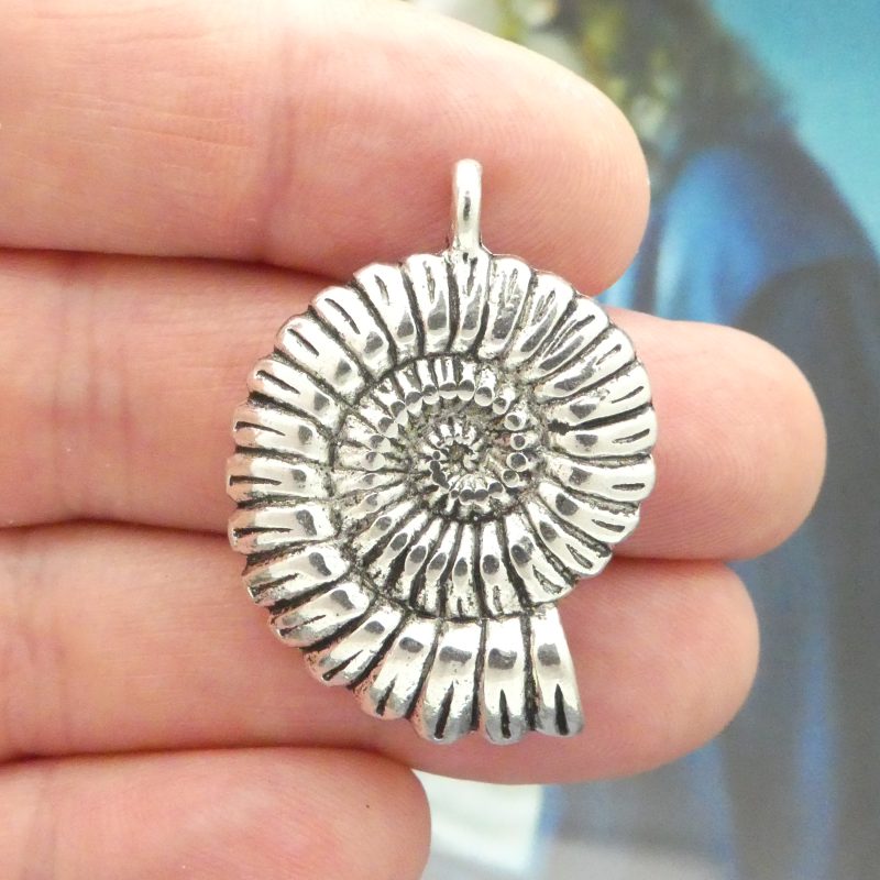 Sea Shell Charm
