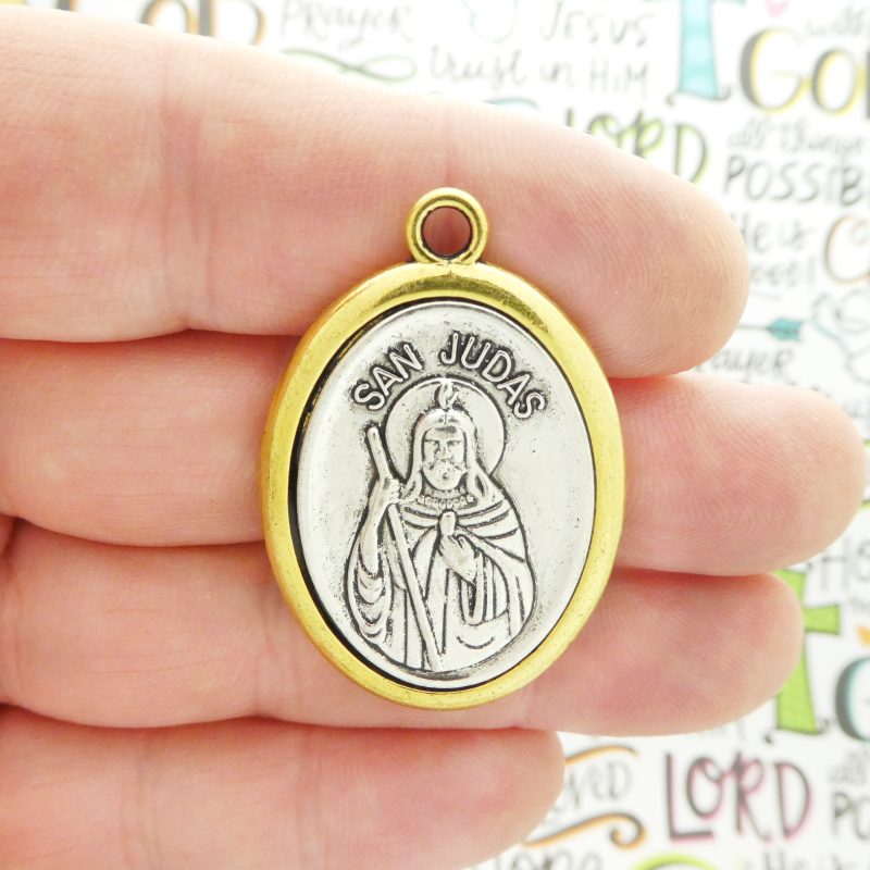 1 Silver St Jude Medal with Gold in Spanish Large 45x30mm by TIJC SP1089