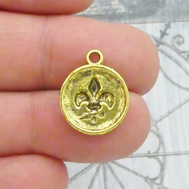 8 Gold Fleur De Lis Charm Pendant by TIJC SP1134 - Image 4