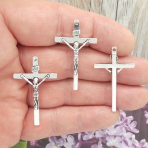 silver crucifix pendants bulk