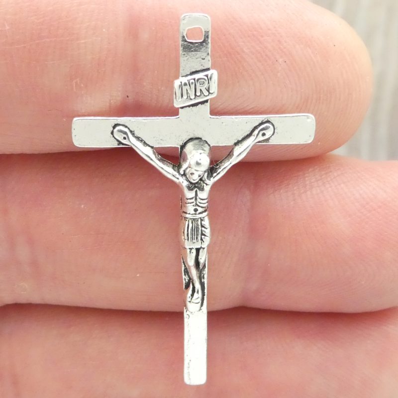 silver crucifix pendant