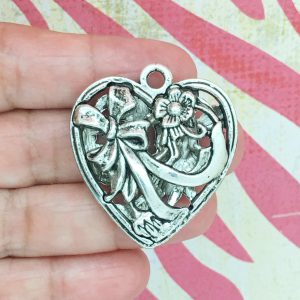 Heart Flower Pendant