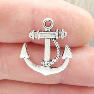 Small Anchor Charm