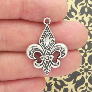 Fleur De Lis Charm Pendant