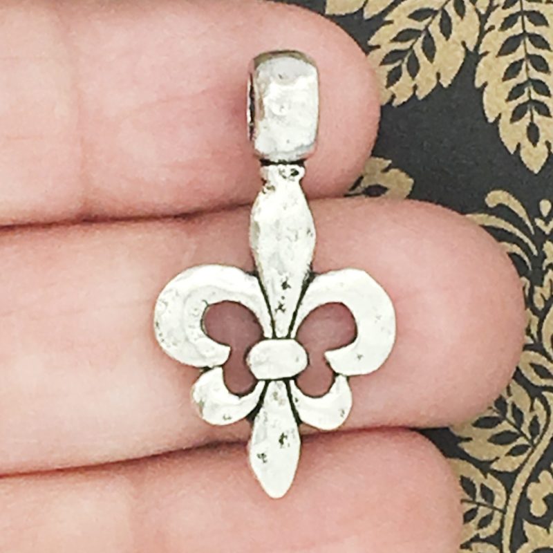 Fleur De Lis Pendants Wholesale