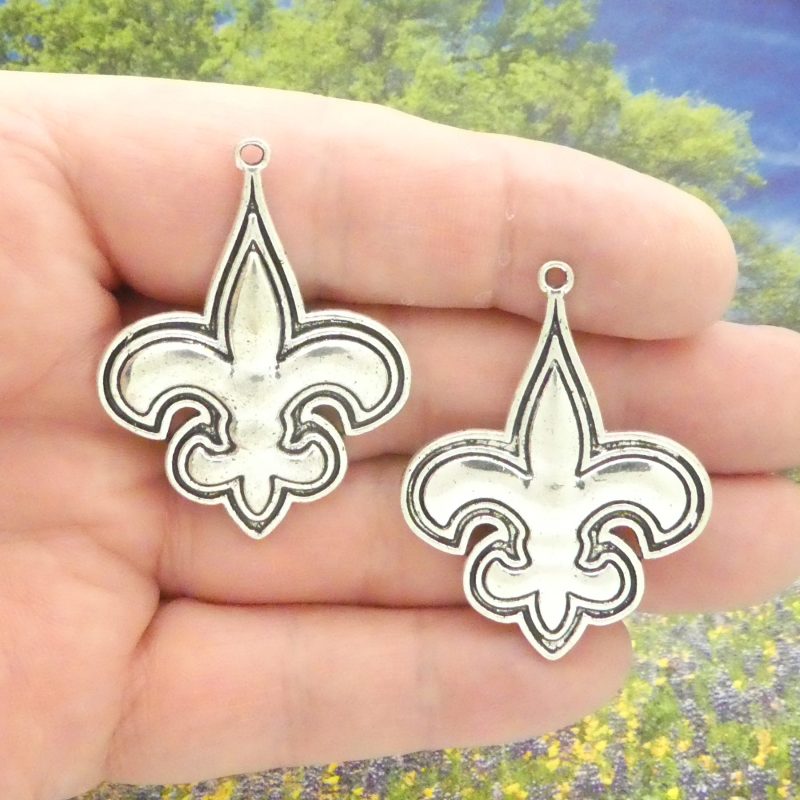 Fleur De Lis Pendants Wholesale