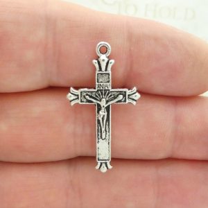 silver crucifix pendant
