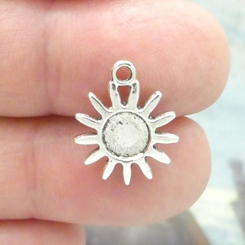 12 Silver Sunflower Charm Flower Pendant 17x15mm by TIJC SP0506 - Image 4