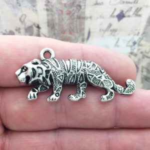 tiger pendant