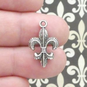 Silver Fleur De Lis Charm Pendant