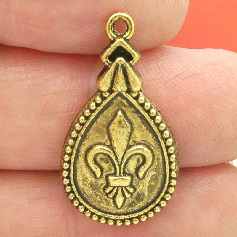 Gold Fleur De Lis Charm Pendant