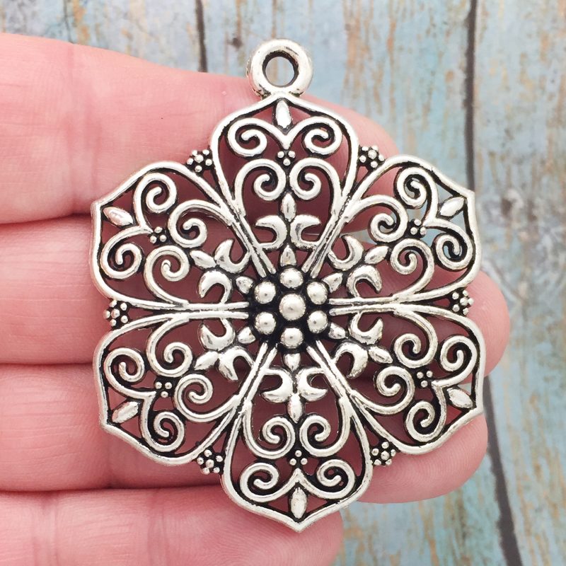 flower pendant
