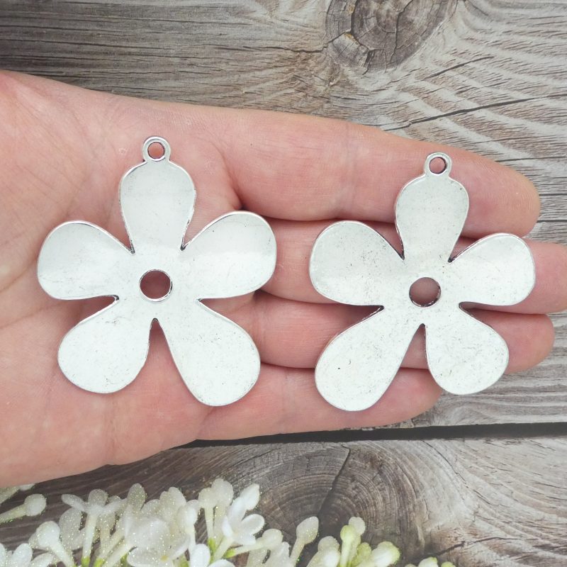 Daisy Pendants Bulk