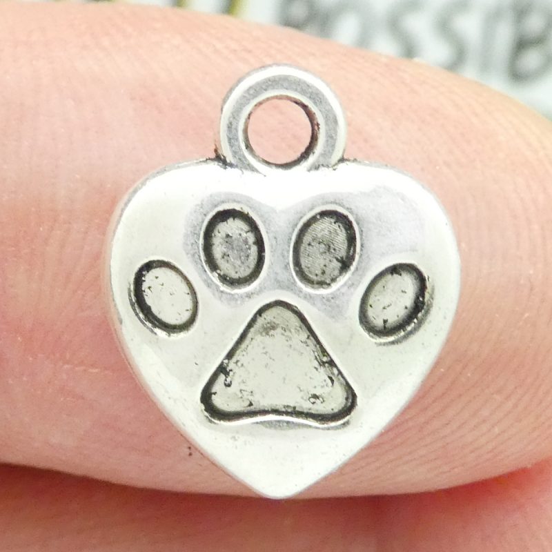paw print charm