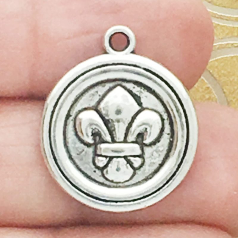 Fleur De Lis Charms Bulk