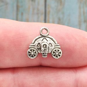 Carriage Charm