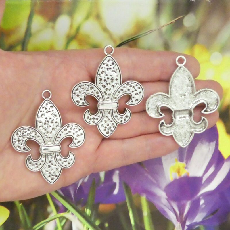 Fleur De Lis Pendants Bulk