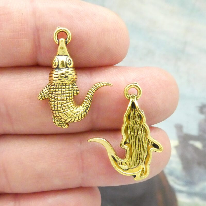 alligator charm
