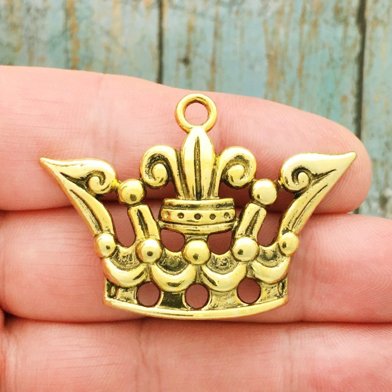 gold crown pendants wholesale