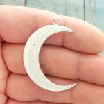 crescent moon pendants wholesale