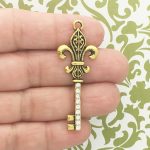 fleur de lis key charms bulk