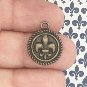 fleur de lis charms wholesale