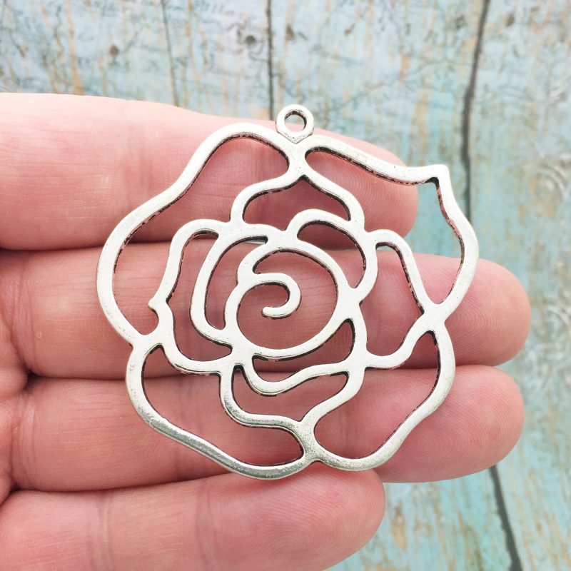 rose pendant