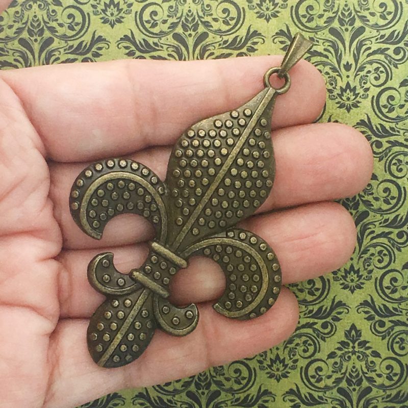 fleur de lis pendants wholesale