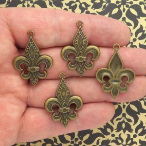 Fleur De Lis Charms Bulk