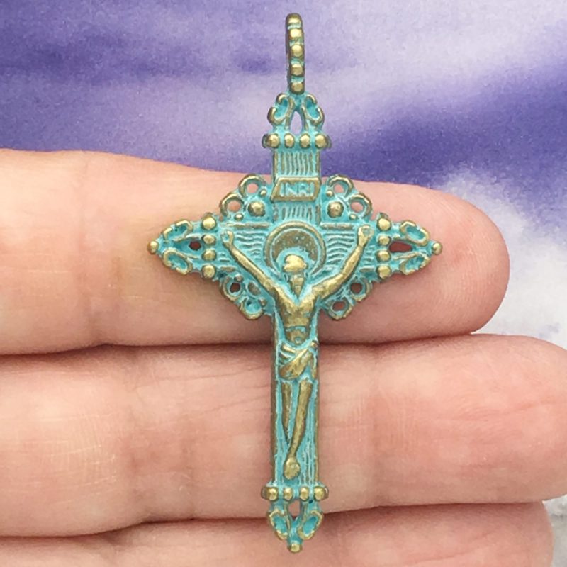 antique gold crucifix pendants bulk