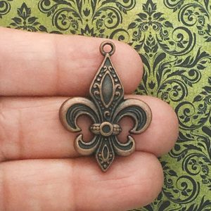 Fleur De Lis Charm Pendant
