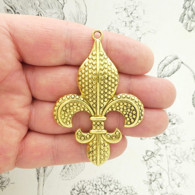 1 Gold Fleur De Lis Charm Pendant by TIJC SP1788