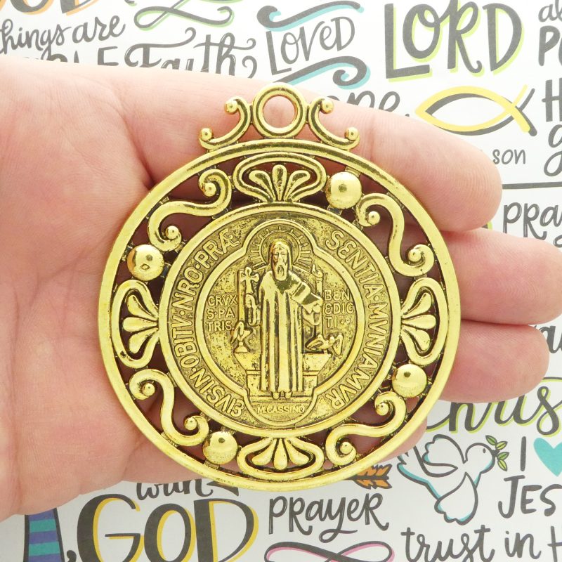 1 St Benedict Medal Gold Large by TIJC SP1939