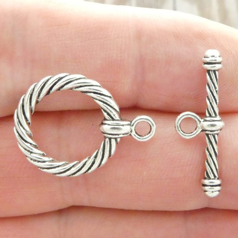 rope toggle clasp