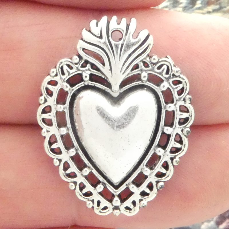 Sacred Heart of Jesus Pendant