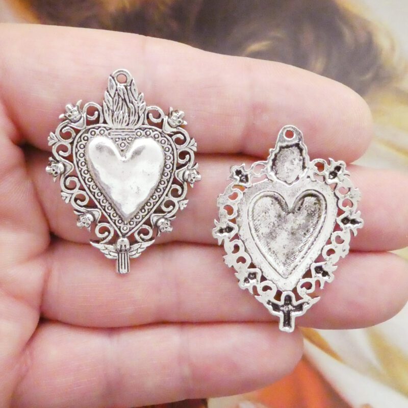 Sacred Heart pendants wholesale