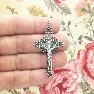silver crucifix pendants bulk