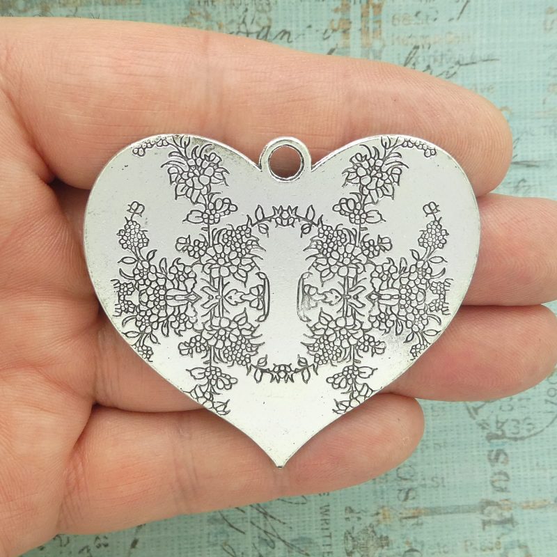 flower heart pendants bulk in silver pewter back
