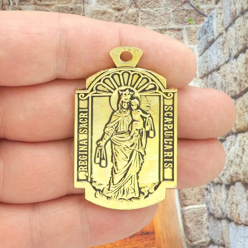 1 Sacred Heart of Jesus Medal in Gold by TIJC SP2104 - Image 3