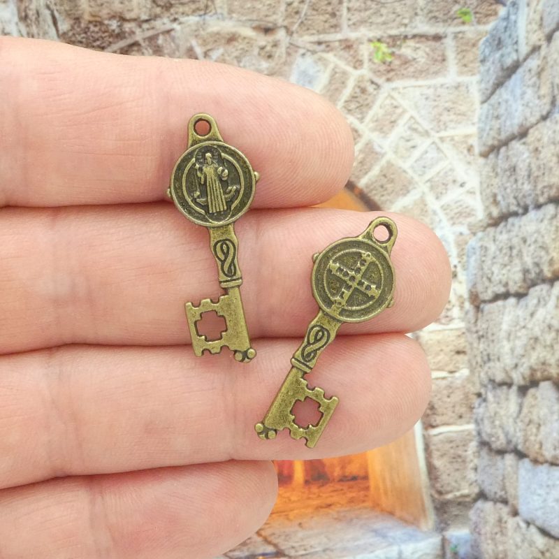 St Benedict key medals bulk in bronze pewter front and back