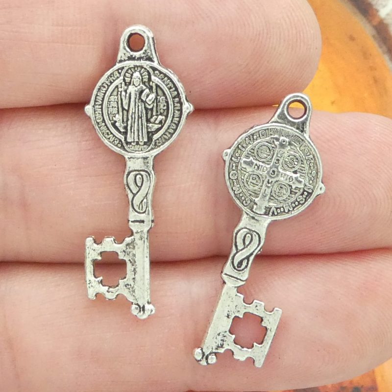St Benedict key medals bulk in silver small front and back closeup