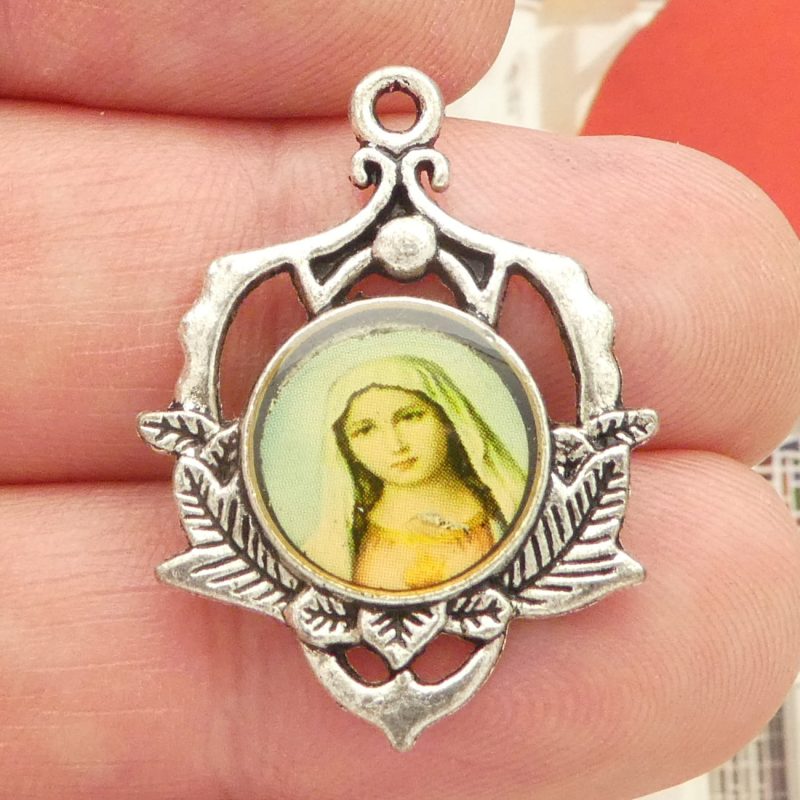 Sacred Heart of Mary Charms bulk in silver closeup