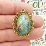 risen Jesus pendants bulk in gold pewter