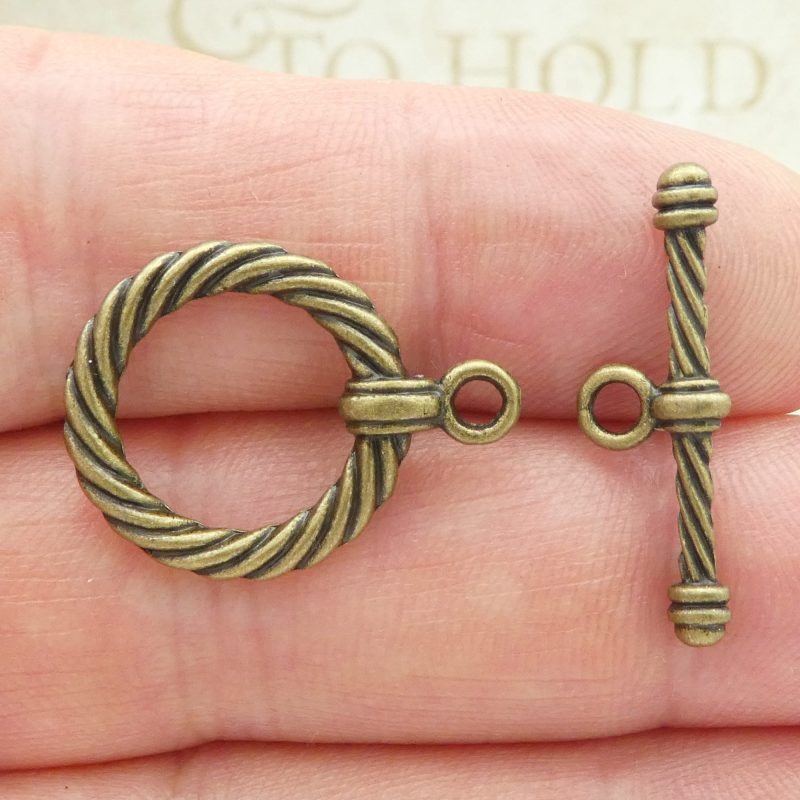 rope toggle clasp
