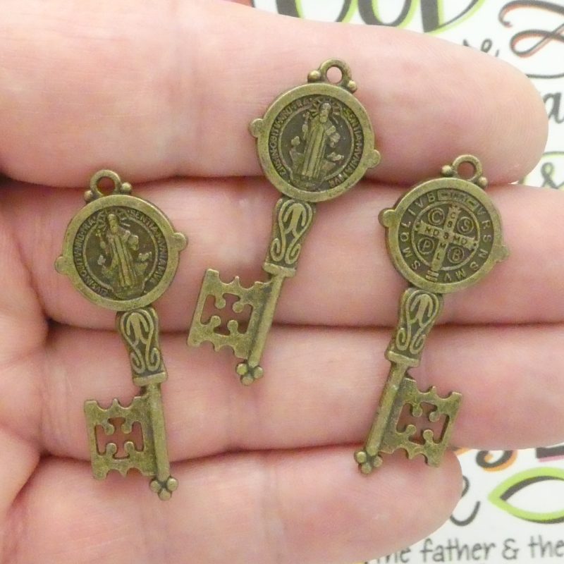 St Benedict Key Medals Bulk in Bronze multi
