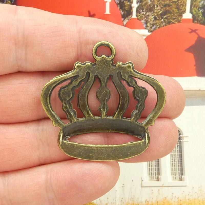 2 Crown Pendants for Jewelry Making in Antique Bronze Pewter - Image 3